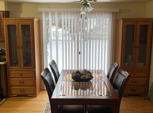 4320 Amblewood Ln, Clay, NY 13041