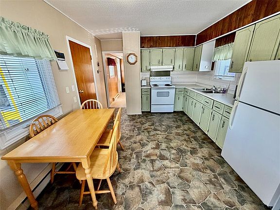 5th image of 14 Fairview Court