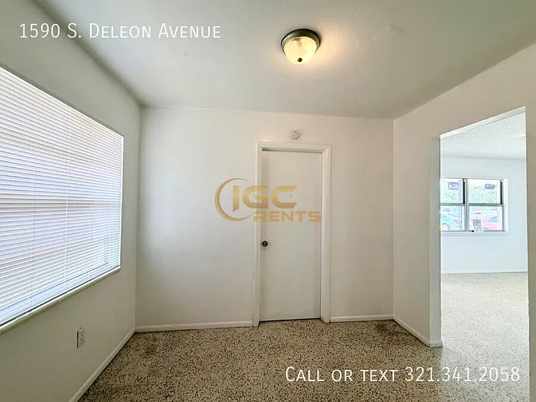 1590 S Deleon Ave — Photo 11