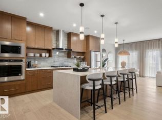 9307 229th St NW, Edmonton, AB T5T4W8