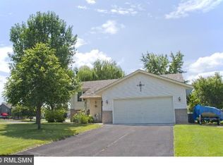 1874 Quebec St, Centerville, MN 55038