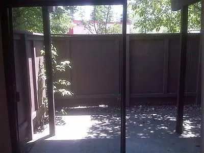 903 Fulton Ave APT 405 photo 1