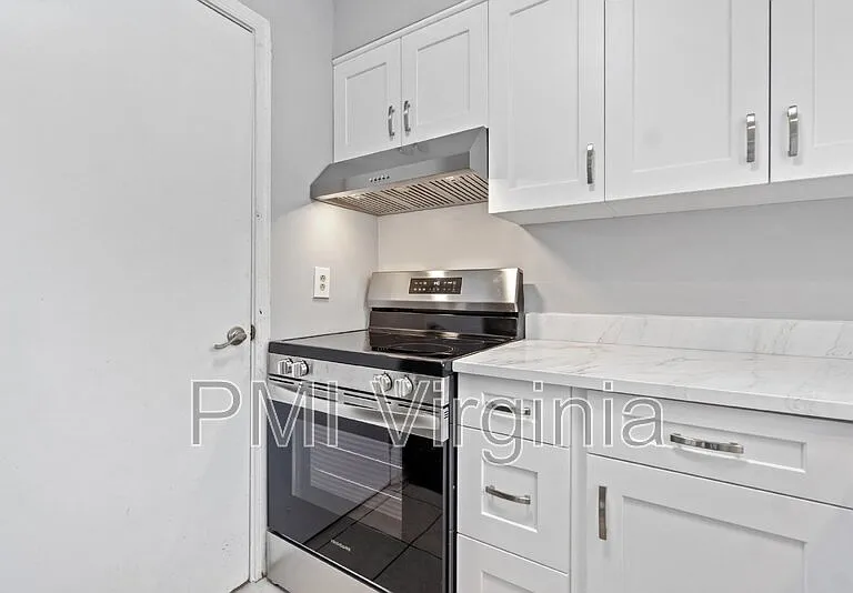 1257 Green Cedar Ln — Photo 9