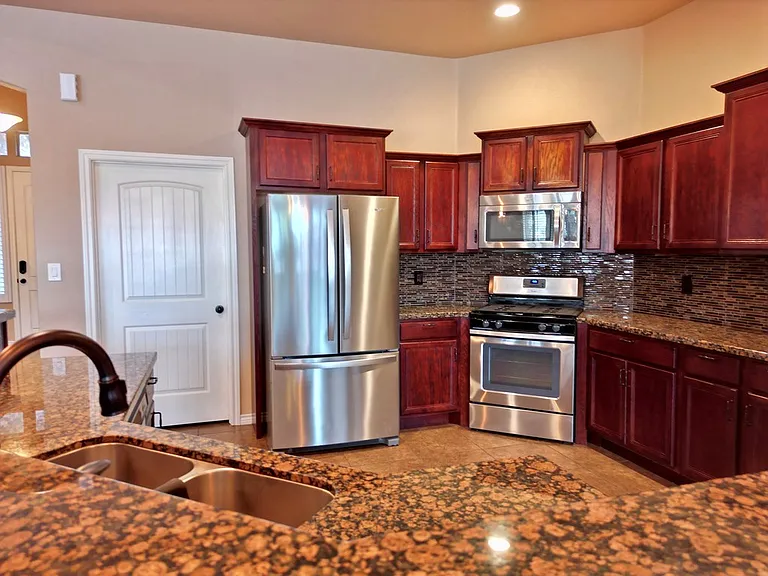 7305 Bellini St — Photo 10