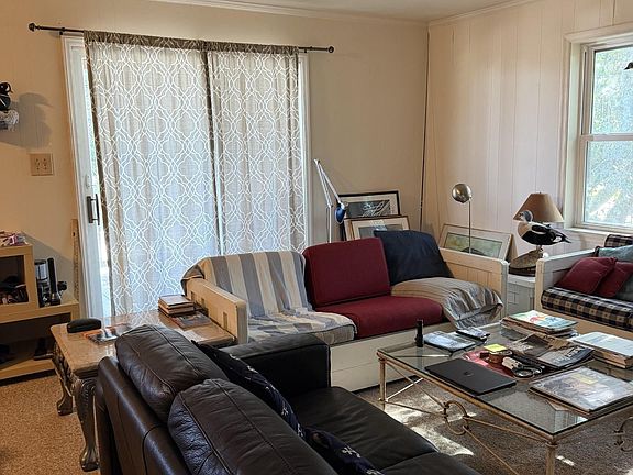 2nd image of 208 W Aycock St
