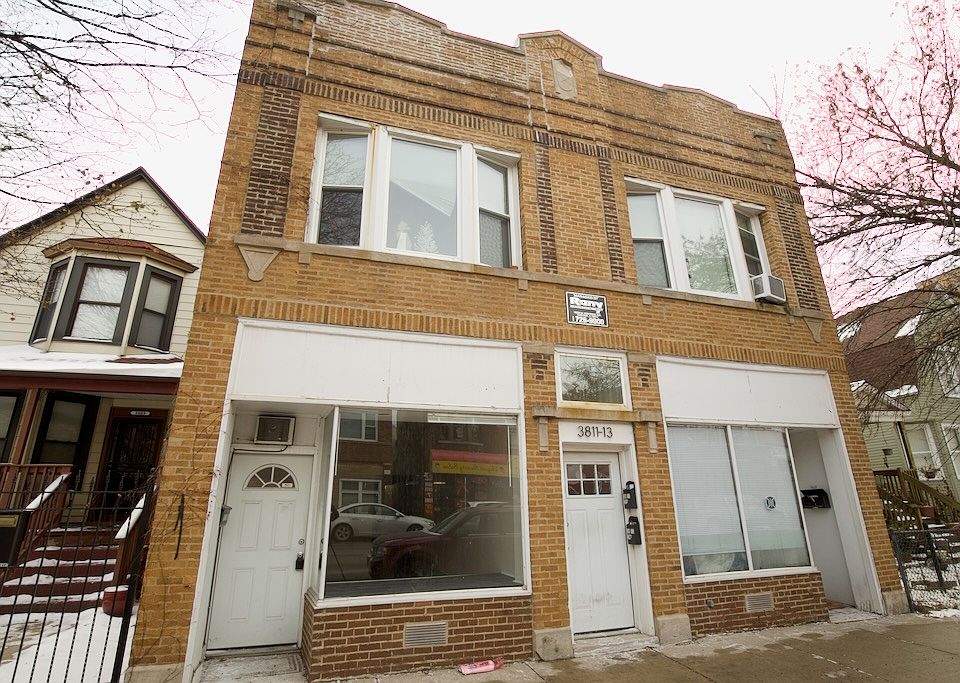 1st image of 3811 W Montrose Ave #E2
