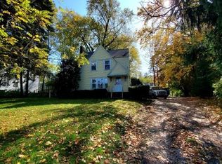 32203 Detroit Rd, Avon, OH 44011