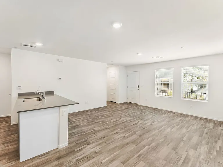 7352 Joanna Brook St — Photo 8