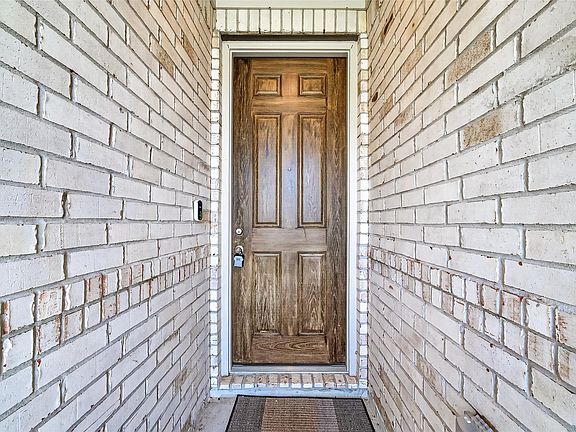 5th image of 41635 Sorrel Spring Ln