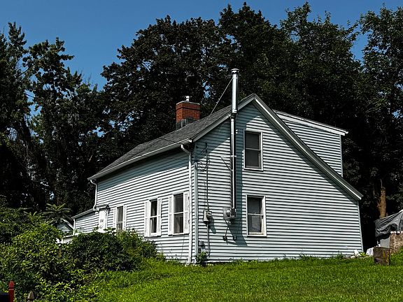 2nd image of 164 Airline Avenue