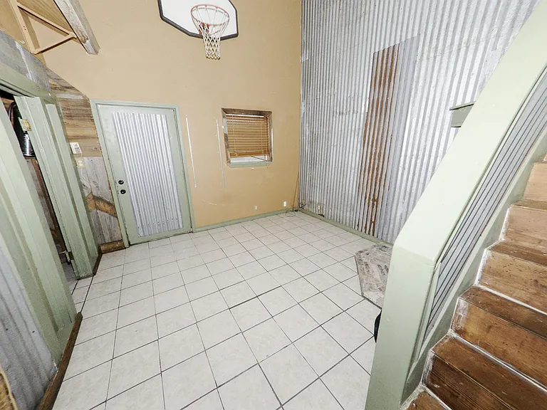 808 W Coffin St #100-1 — Photo 10
