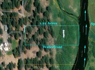 Waterfront Loafers Ln, Chiloquin, OR 97624