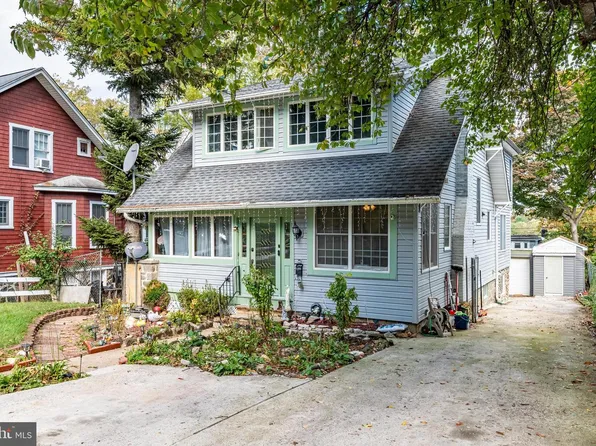 2404 Poplar Dr, Baltimore, MD 21207