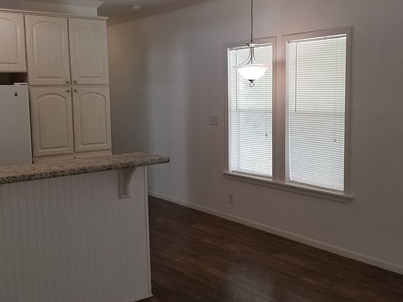 4th image of 900 9th Ave E Lot 69