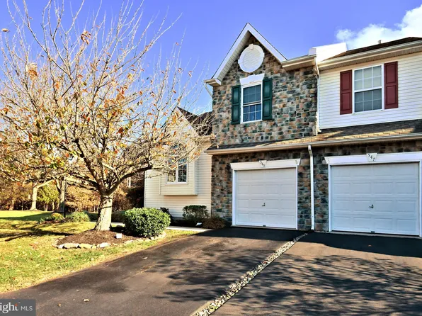 545 Broxton Ct, Harleysville, PA 19438