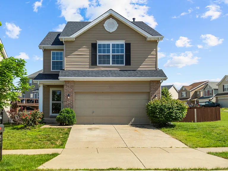 617 Spring Manor Dr — Photo 1