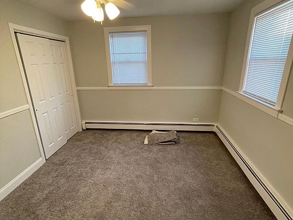 4th image of 550 W Chester St