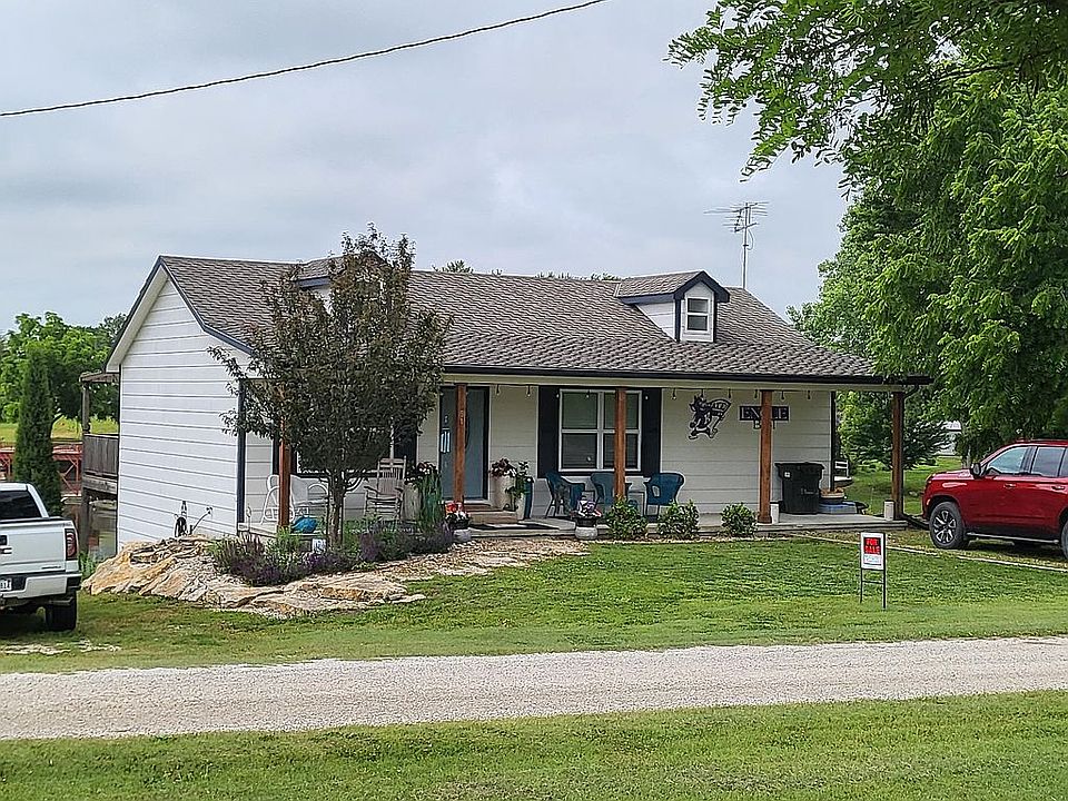 294 sq ft covered porch 