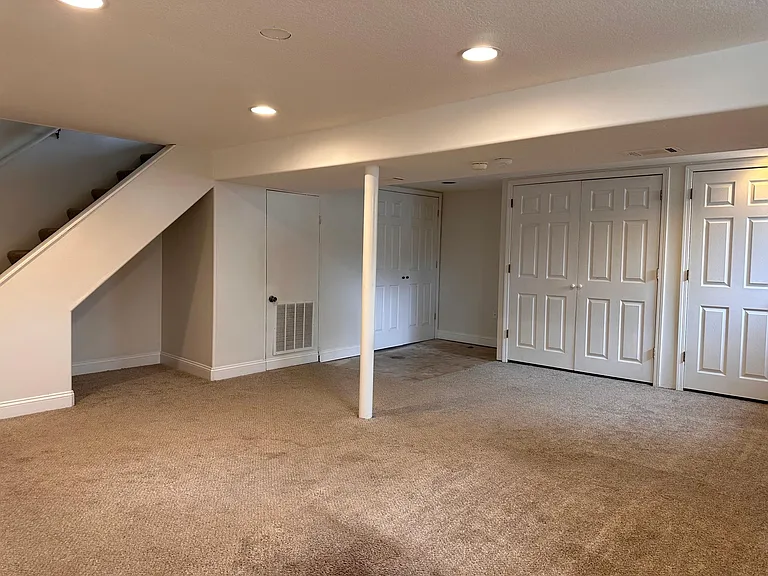 711 SW Merritt St — Photo 22