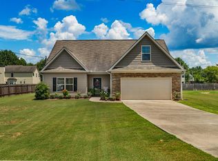 43 Churchhill Dr, Fort Mitchell, AL 36856