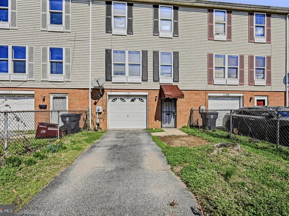 1127 E 14th St, Wilmington, DE 19802