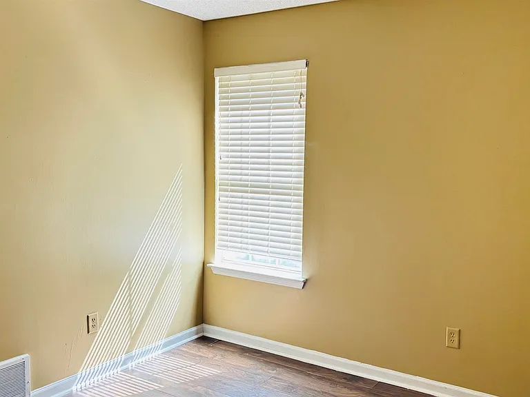 6991 Estacada Way S — Photo 7