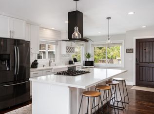 2816 Forest Hill Blvd, Pacific Grove, CA 93950
