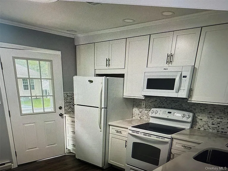 333 Woodbridge Dr #A — Photo 12