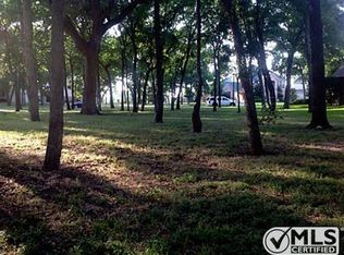 6204 Forest River Dr, Fort Worth, TX 76112