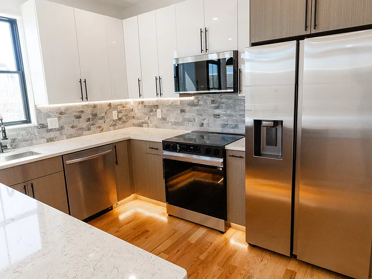28-30 Clifton St #30B — Photo 13