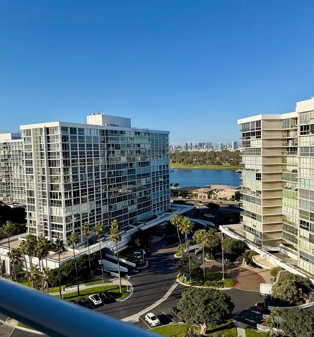 2 bed, 1165 sqft, $8,800 — Photo 4