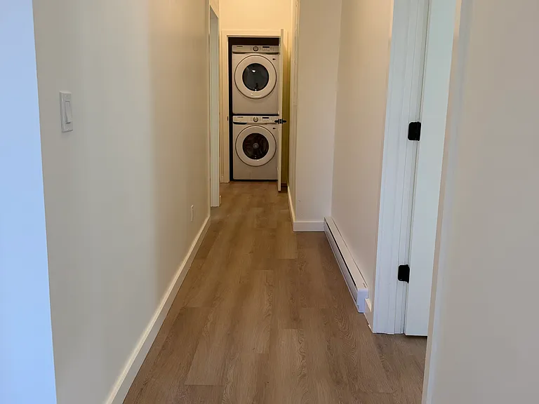 46 N Hamilton St #6 — Photo 11