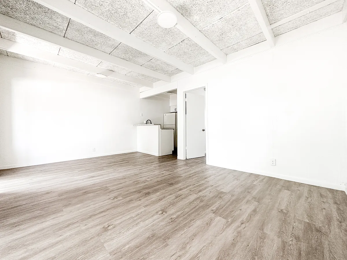 Building Photo - 1025 S K St #5
