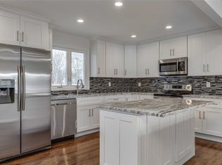 1879 Louis Kossuth Ave, Ronkonkoma, NY 11779