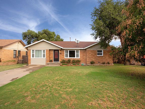2nd image of 2710 Pawnee Dr