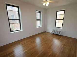 4141 41st St APT 5G, Long Island City, NY 11104