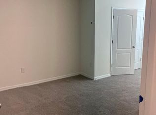 1197 Lido Dr, Howey In The Hills, FL 34737