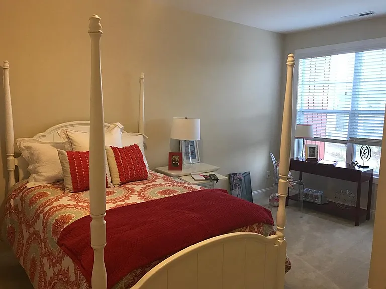 4226 Vallonia Dr — Photo 8