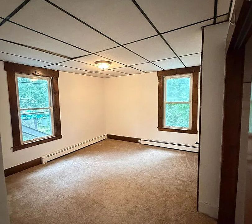 1st image of 35 Summer St