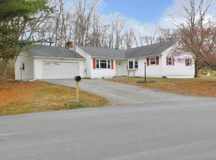 43 Quarry Dr, Wappingers Falls, NY 12590