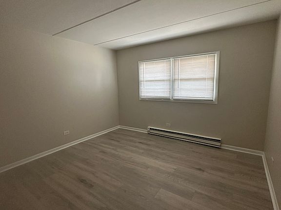 5th image of 1015 7th Ave #5