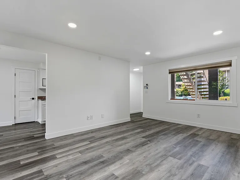 17310 NE 45th St #123 — Photo 8