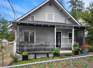 1719 N Elm St #B, Spokane, WA 99205