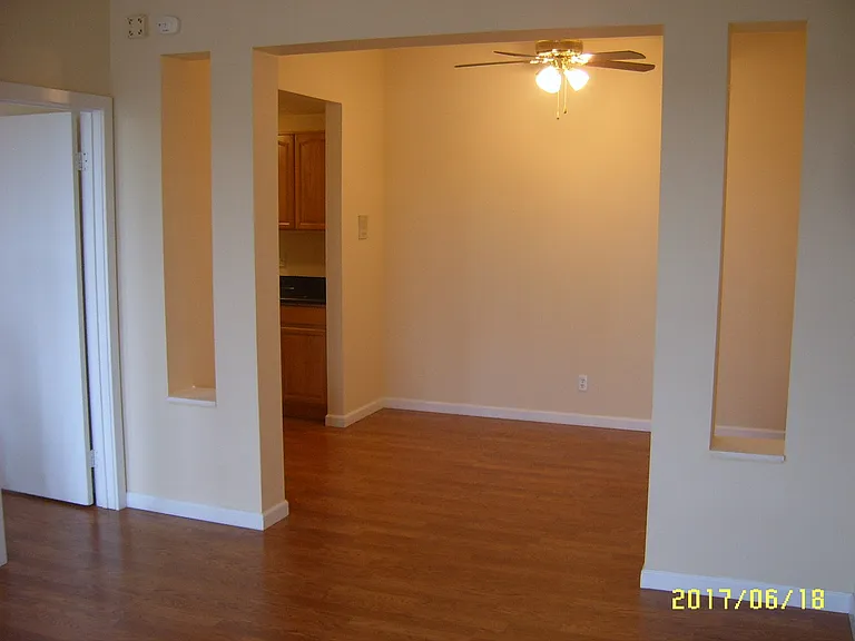 815 E Denny Way #305 — Photo 7