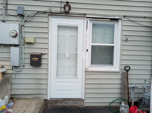 (undisclosed Address)