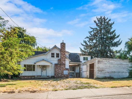 2178 Spring St Medford Or 97504 Zillow