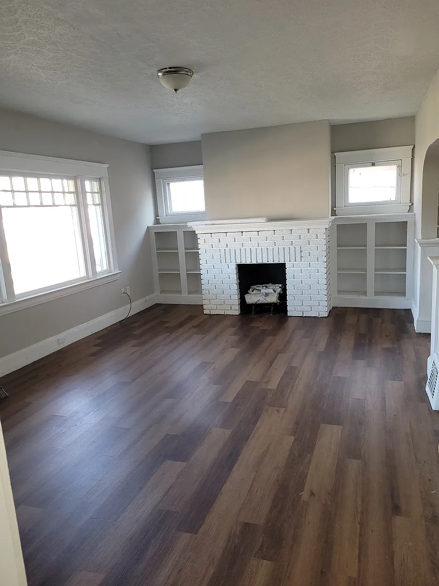 Building Photo - 506 E 140th St #2