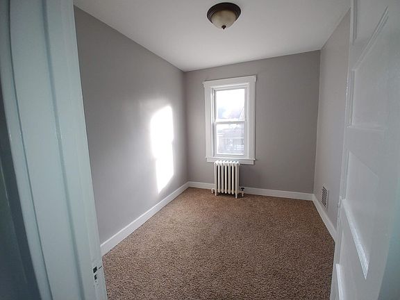 4th image of 635 Saude Ave
