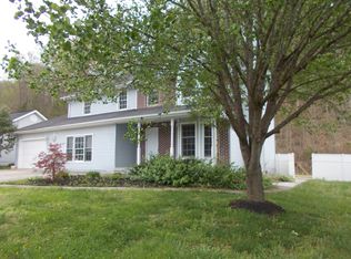 208 Windermere Dr, Middlesboro, KY 40965