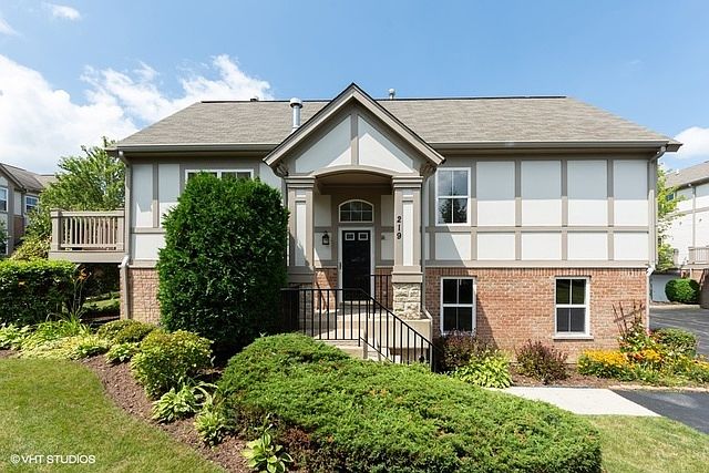 1st image of 219 Rosehall Dr